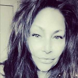 Meet your Posher, Lana